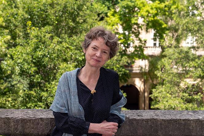Sylvie Ramond, dans le jardin du Musée des beaux-arts à Lyon, en juin 2021.