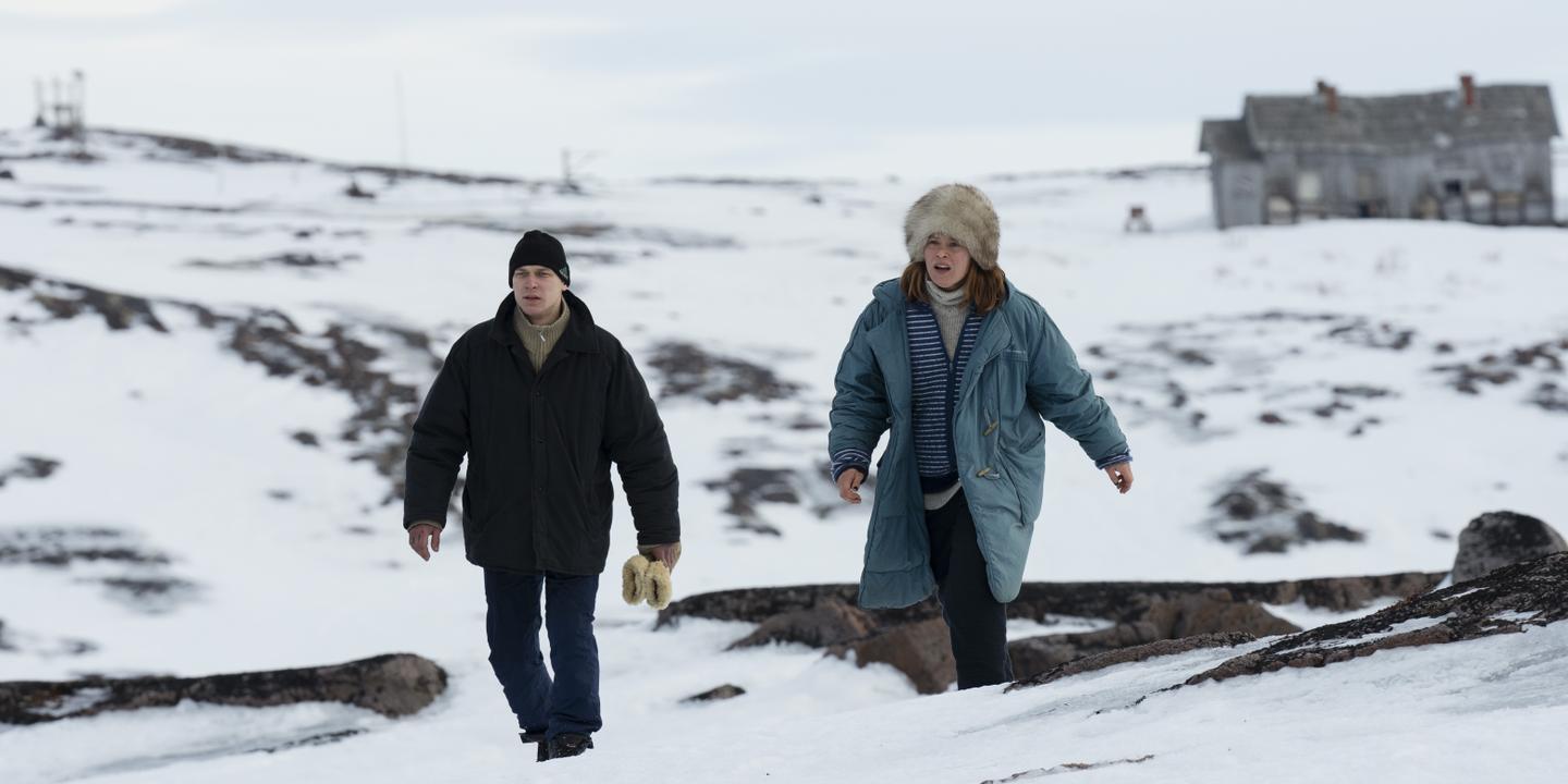 compartiment n 6 rencontre entre deux solitudes sur la route de moscou a mourmansk