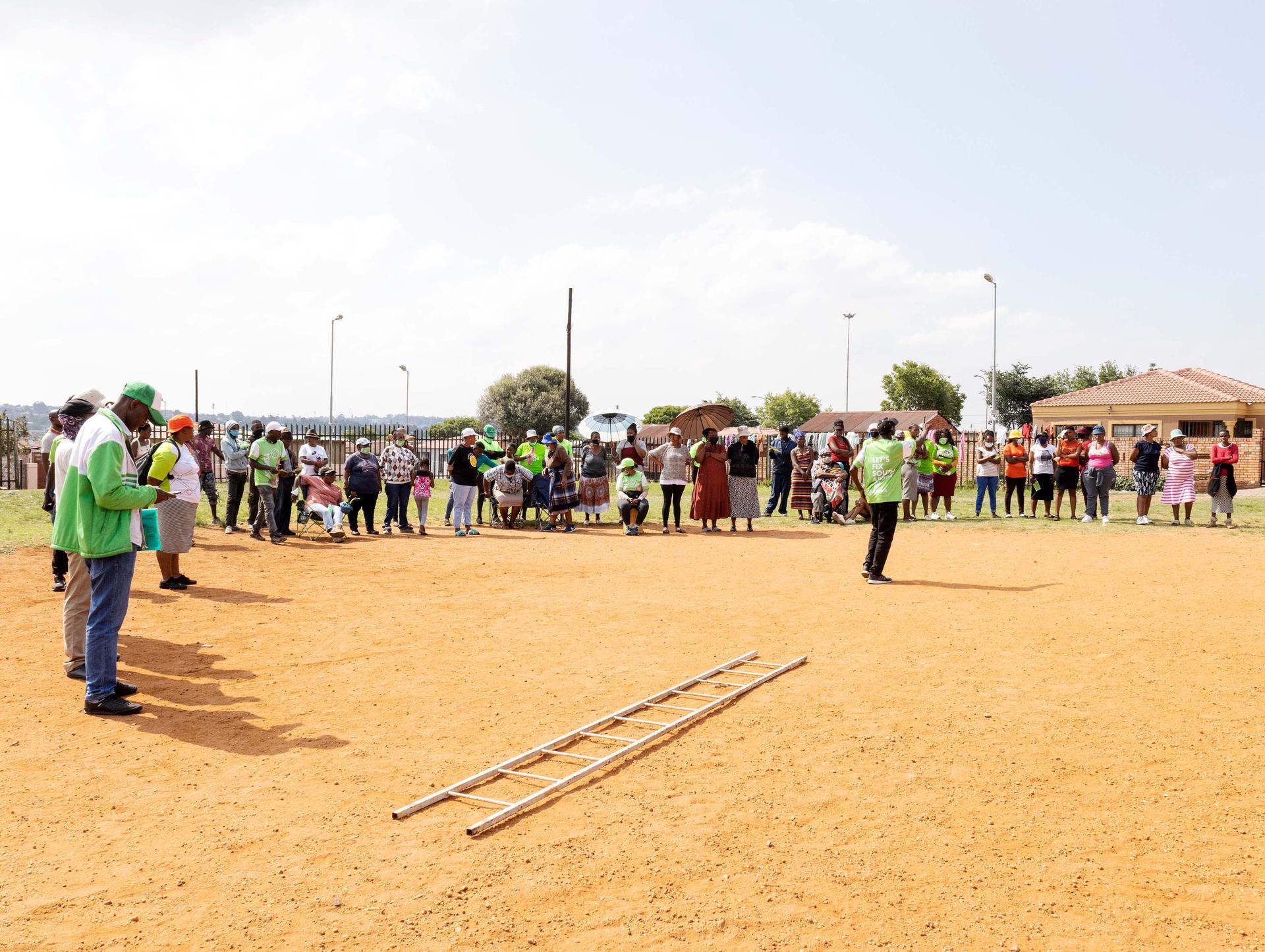 Le parti politique ActionSA, organise une réunion communautaire sur les prochaines élections d’un nouveau gouvernement local. Orlando East Boomtown, Johannesburg, le 29 octobre 2021.