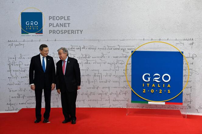 Der italienische Ministerpräsident Mario Draghi und der Generalsekretär der Vereinten Nationen, Antonio Guterres, bei der Eröffnung der G20 in Rom am 30. Oktober 2021.