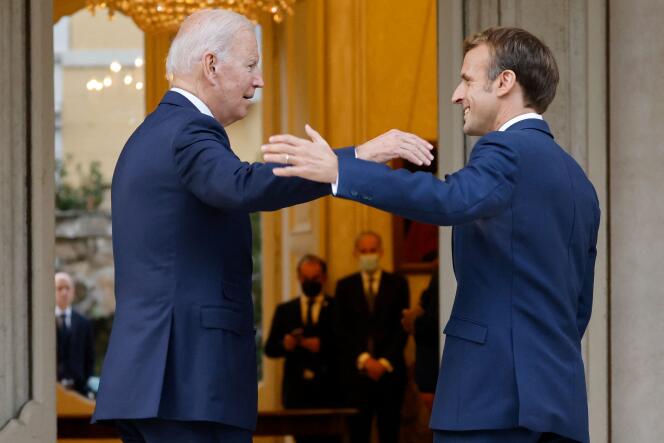Joe Biden et Emmanuel Macron le 29 octobre au Vatican