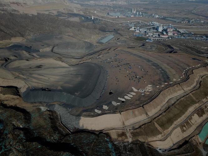 Vista aérea de una mina de carbón en Datong, noreste de China.