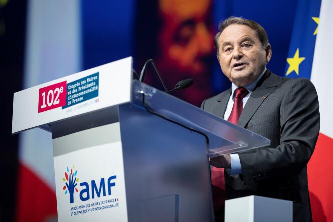 André Laignel, le premier vice-président délégué de l’AMF, durant le 102e congrès des maires de France, à Paris, le 21 novembre 2019.