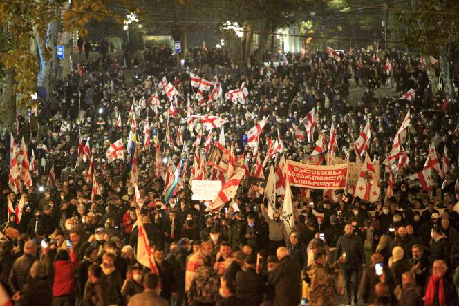 « Un mouvement de protestation massif et permanent commence en Géorgie », a déclaré, le 8 novembre 2021, lors d’une manifestation à Tbilissi, Nika Melia, le président du Mouvement national uni (MNU).