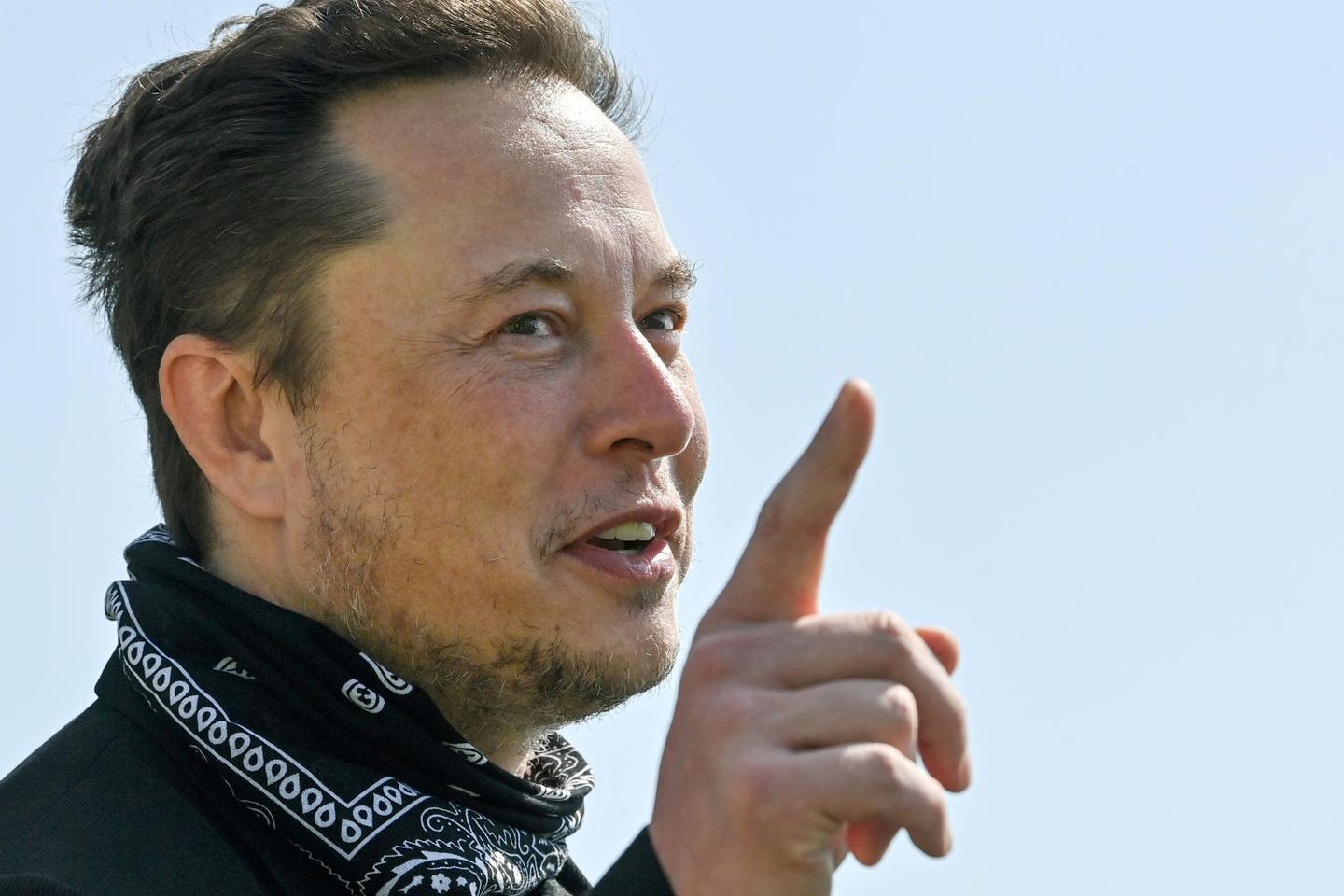 How a handful of far-right accounts influence Elon Musk's vision of Europe