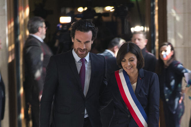 Mathias Vicherat avec Anne Hidalgo, à l’Hôtel de Ville de Paris, en avril 2014.