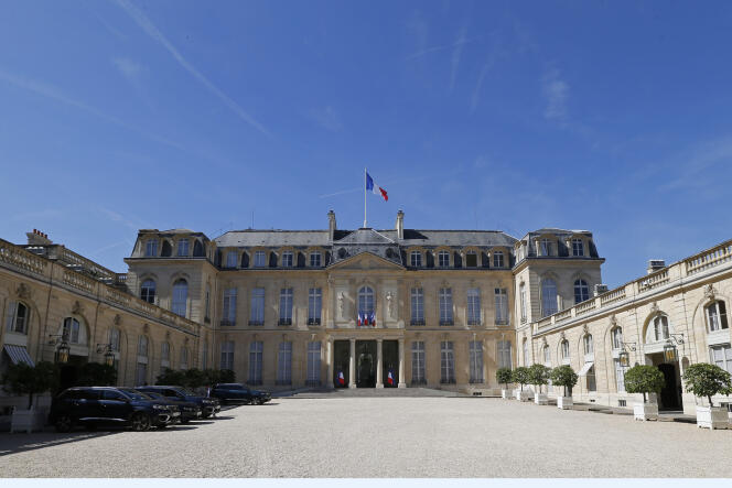 La cour du palais de l’Elysée, à Paris, le vendredi 5 juillet 2019.