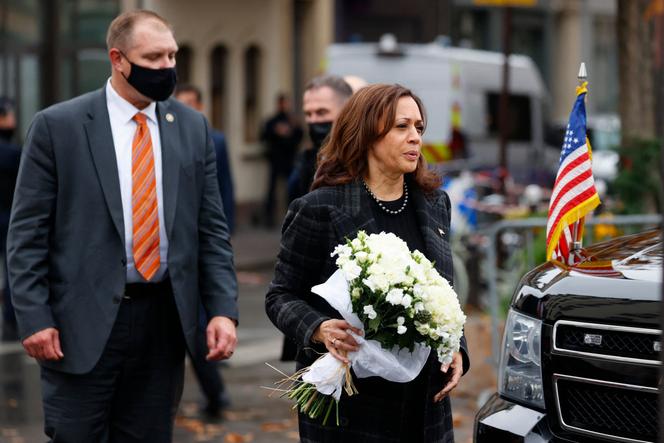 US Vice-President Kamala Harris arrives to lay flowers after the ceremonies in front of the Carillon bar and Le Petit Cambodge restaurant, in tribute to the victims of November 13, 2015.
