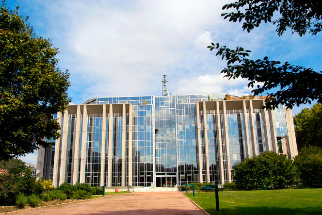 Le siège d'Interpol, à Lyon, le 10 septembre 2003.