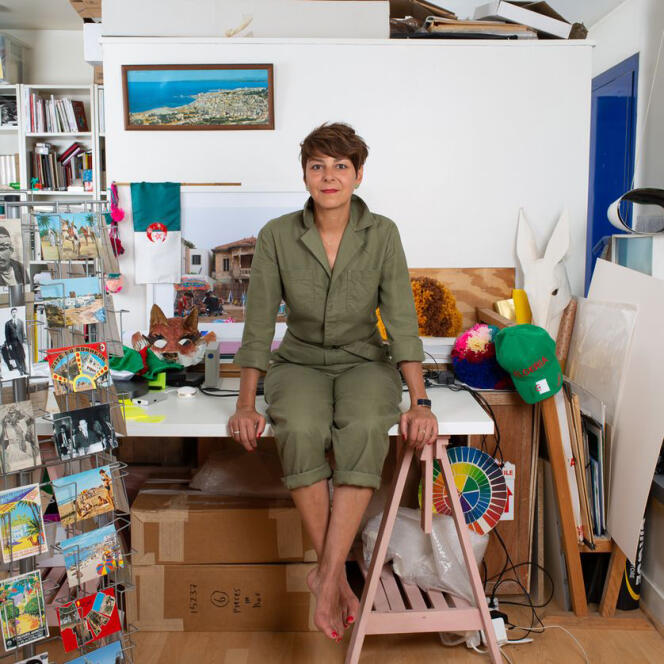 Katia Kameli dans son atelier à Paris, le 13 août 2019.