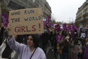 Lors d’une manifestation contre les violences faites aux femmes, à Paris, le 20 novembre 2021.