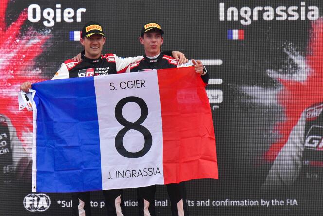 Sur le podium de Monza, dernier rendez-vous de la saison, Sebastien Ogier et son copilote Julien Ingrassia célèbrent leur huitième titre de champion du monde des rallyes.