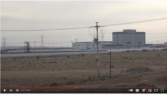 Capture d’écran de « In Search of Concentration Camps in Xinjiang », le documentaire de Guanguan sur YouTube.