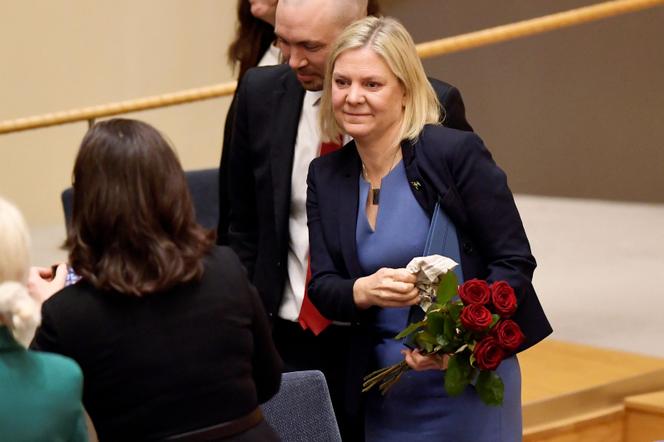 Magdalena Andersson, quelques minutes après son élection au poste de première ministre, au Parlement suédois à Stockholm, le 24 novembre 2021.