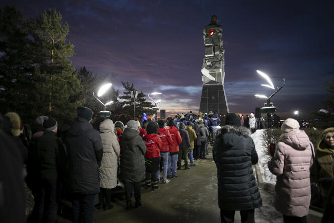 Lors de l’hommage en mémoire des mineurs morts dans la mine de Kemerovo, en Russie, le 3 décembre 2021.