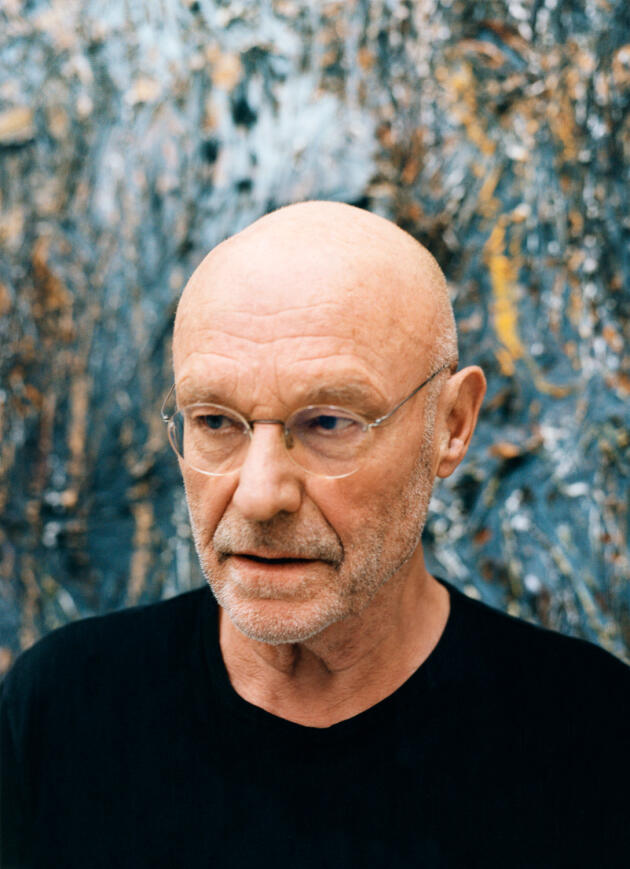 Le plasticien allemand Anselm Kiefer dans son atelier de Croissy-Beaubourg, le 4 novembre 2021.