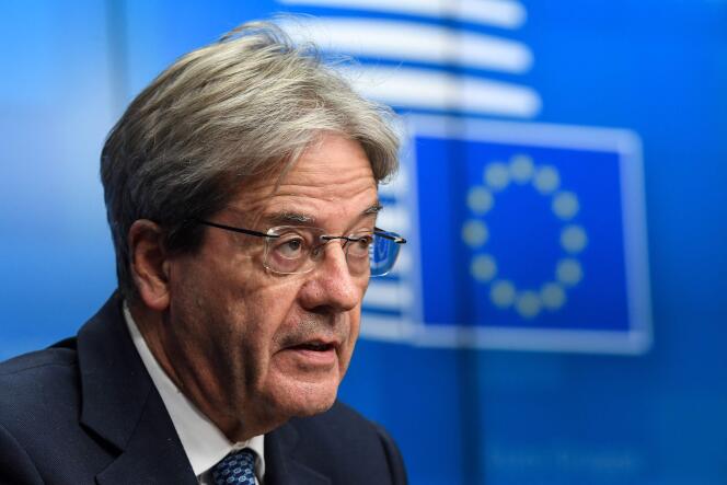 The European Commissioner for Economic and Financial Affairs, Taxation and Customs Union, Paolo Gentiloni, in Brussels on 6 December 2021.