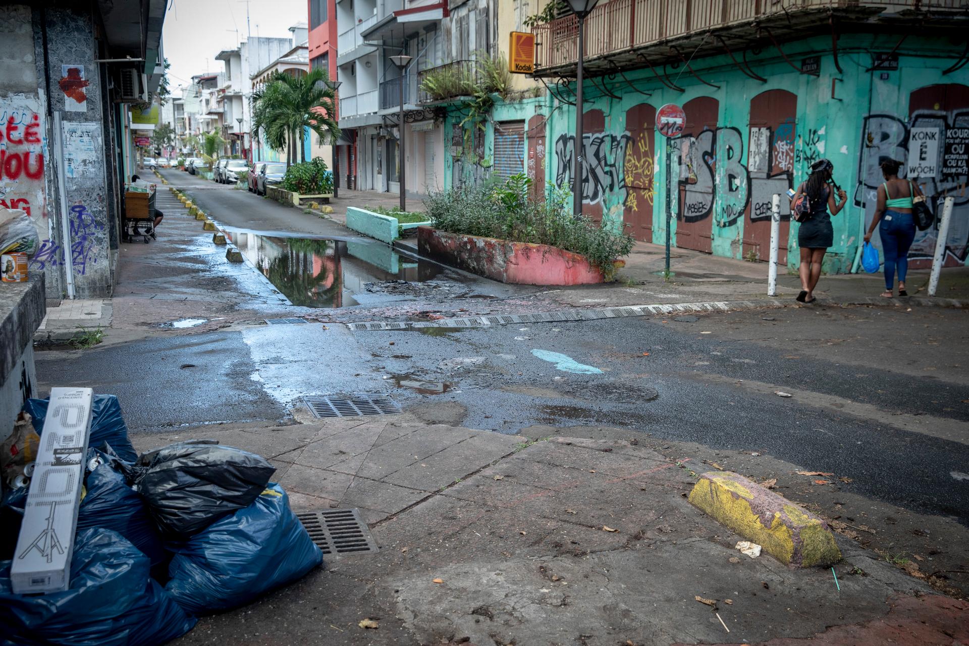 Le crépuscule de PointeàPitre, ville en faillite
