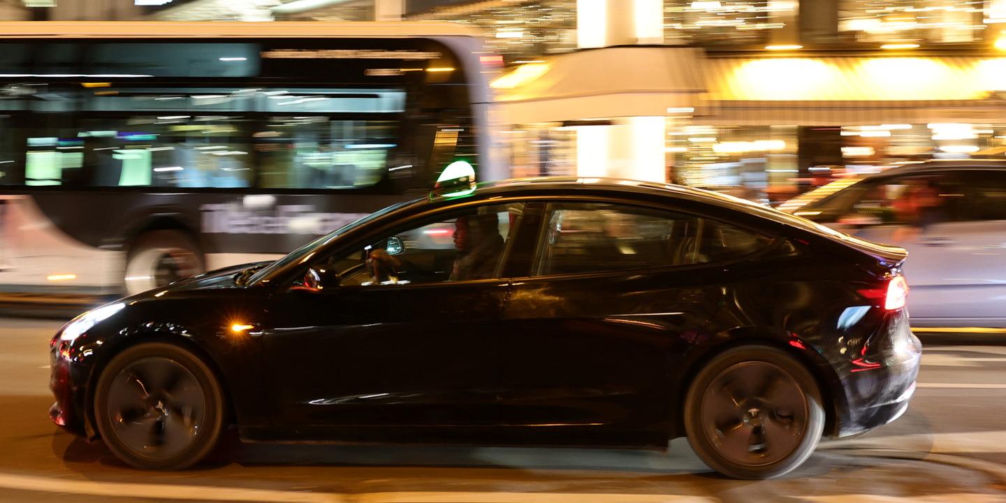 Tesla esclude qualsiasi “guasto tecnico”