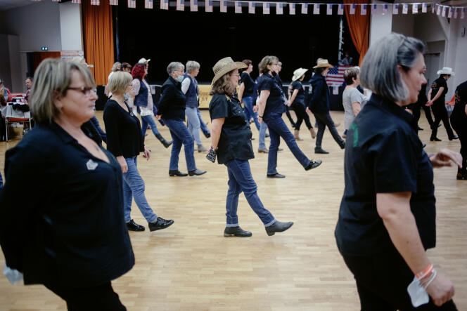 November 21, 2021. Country dance amateurs meet in the town hall of Damigny, near Alençon (north west).