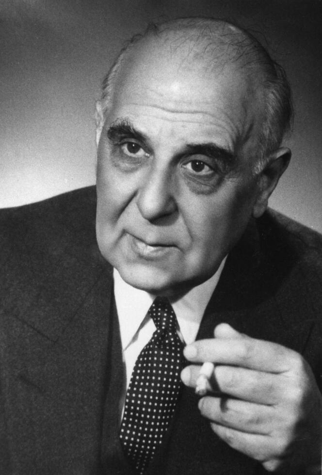 Le poète grec Georges Séféris, Prix Nobel de littérature 1963, vers 1965.