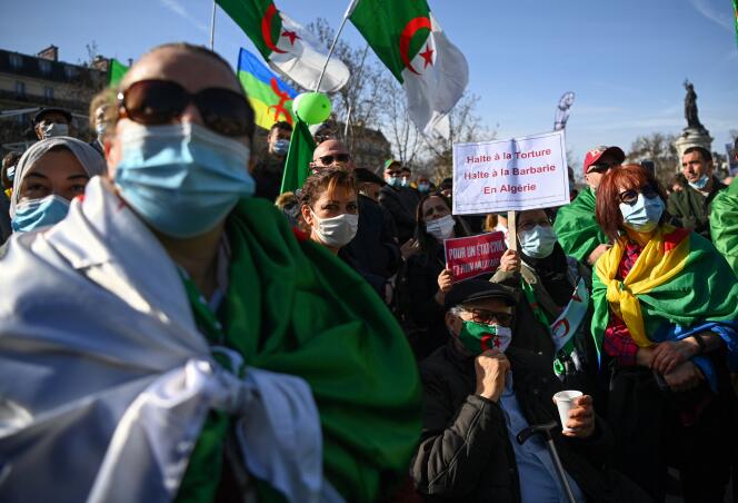 Manifestation à Alger, le 21 février 2021, de la trosième vague du Hirak, mouvement pro-démocratie que la crise du Covid avait stoppé en 2020.