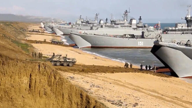 Un exercice militaire russe en Crimée, péninsule ukrainienne annexée, le 23 avril 2021.