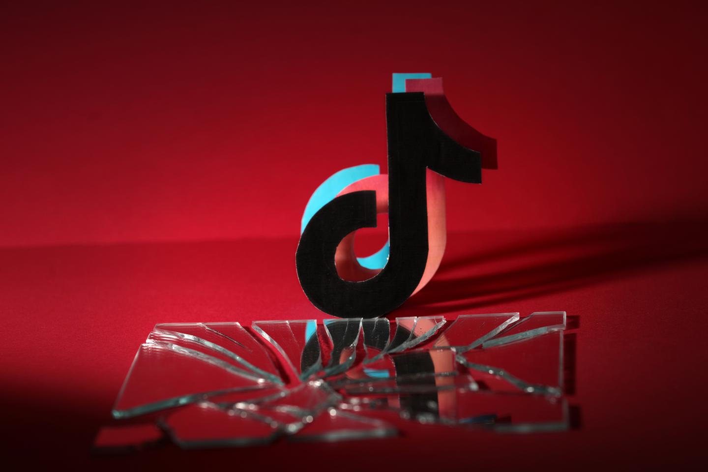 «A este nivel, TikTok ya no es influencia geopolítica, es lobotomía masiva»