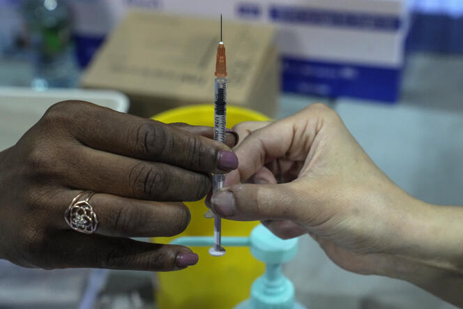 « Les vaccins restent efficaces contre les variants Delta comme Omicron », a rappelé l’OMS.