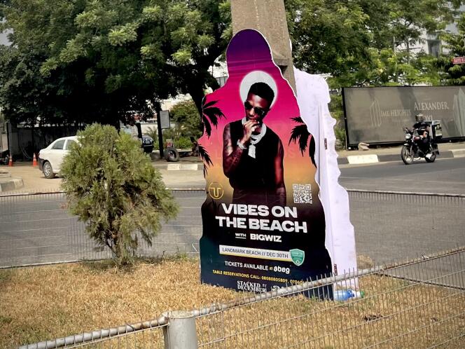 Une affiche annonçant le concert de Wizkid sur la Landmark Beach, à Lagos, le 23 décembre 2021.