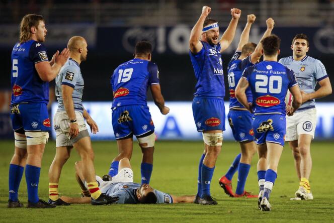 The Castres players after the French Top14 rugby union match between Perpignan and Castres, at the Aimé-Giral stadium, on December 26, 2021.