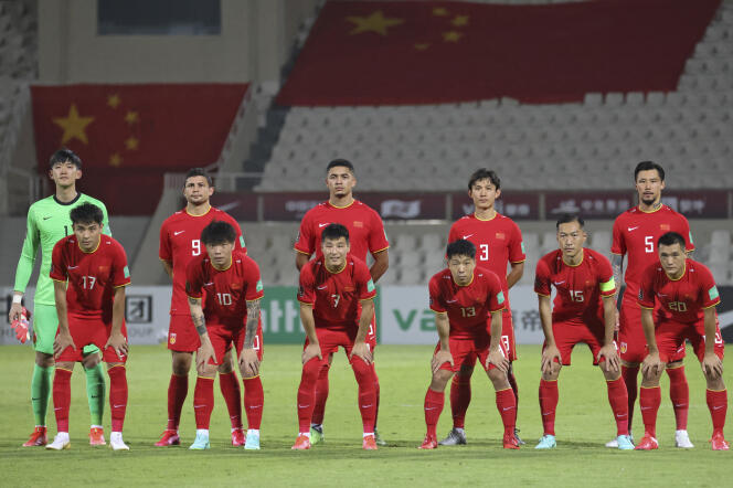 Les joueurs de l’équipe nationale de football chinoise, au stade de Chardja (Emirats arabes unis), le 7 juin 2021.