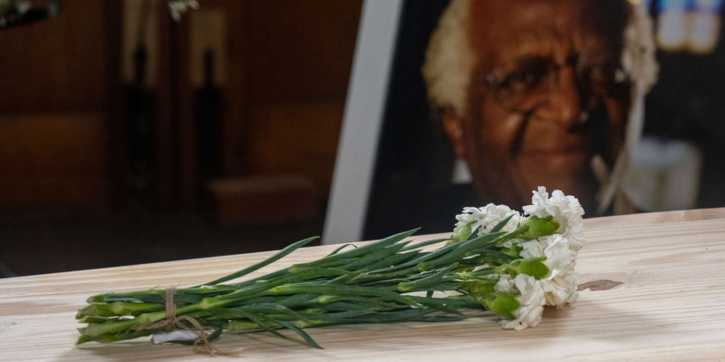 Photo of Na pohrebe Desmonda Tutu vzdali Juhoafričania hold svojmu poslednému obrovi