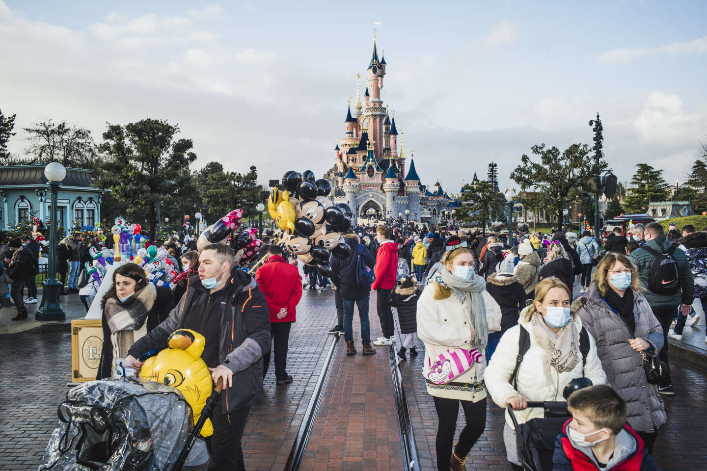 Où acheter les produits de Noël à Disneyland Paris ?