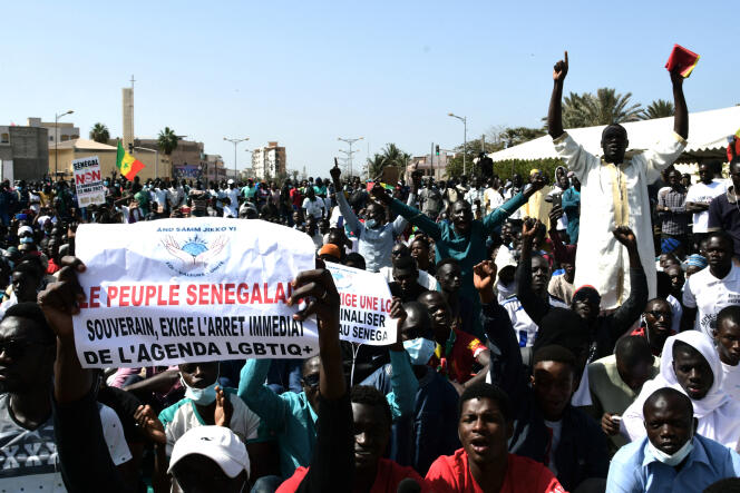 Lors d’une manifestation contre l’homosexualité, à Dakar, le 23 mai 2021.