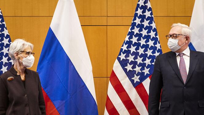 US Secretary of State Wendy Sherman and Russian Deputy Secretary of State Sergei Rybkov on January 10, 2022 in Geneva.