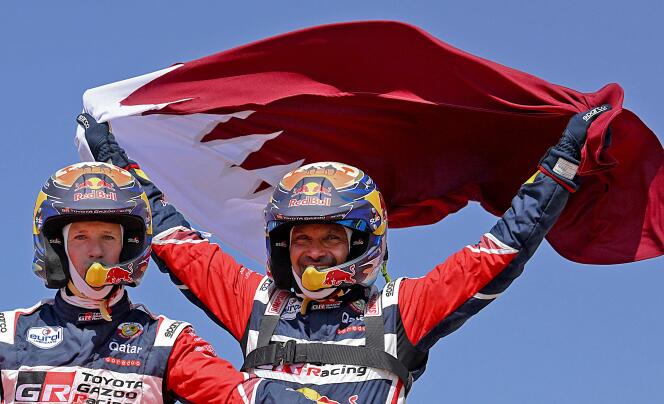 Le Qatari Nasser Al-Attiyah et son copilote français, Mathieu Baumel, se sont imposés dans la catégorie auto sur le Dakar, qui se déroulait en Arabie saoudite, le 14 janvier 2022.