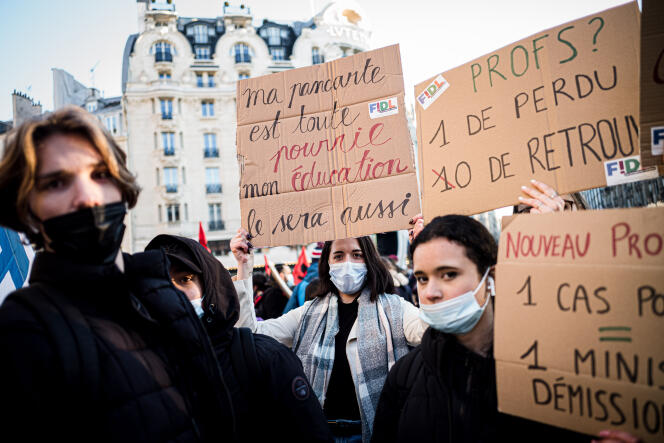 Demonstration by national education staff, in Paris, on January 13, 2022.