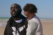 Oumarou et Zachary témoignent dans le documentaire « Noirs en France », d’Aurélia Perreau et Alain Mabanckou.