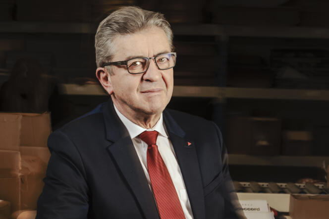 Jean-Luc Mélenchon in der Wahlkampfzentrale des Kandidaten von La France insoumise im 10. Arrondissement von Paris am 17. Januar 2022.