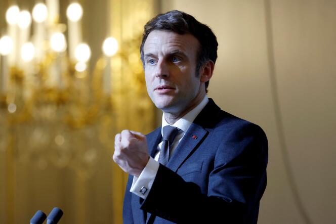 Le président de la République, Emmanuel Macron, à l’Elysée, le 12 janvier 2022.