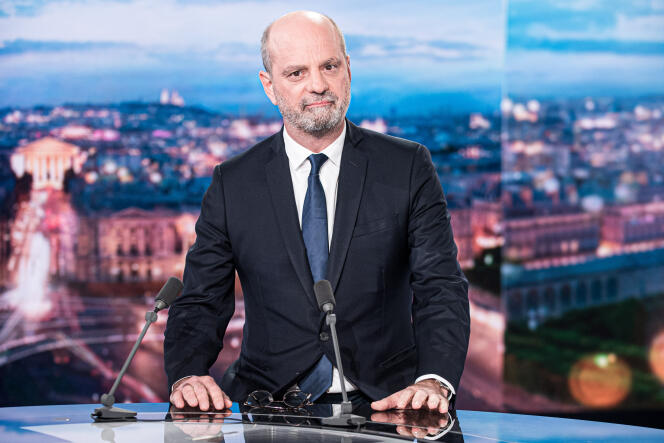 Le ministre de l’éducation nationale, Jean-Michel Blanquer est l’invité du « 20 heures » de TF1, le 18 janvier 2022.