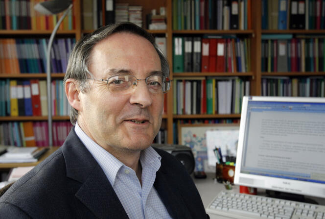 François Héran, le 4 février 2010 à Paris dans son bureau.