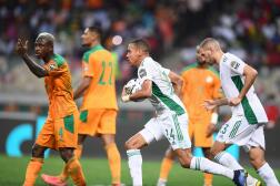 Sofiane Bendebka réduit le score face à la Côte d’Ivoire au stade de Japoma de Douala, le 20 janvier 2022.