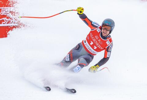 TOPSHOT - Norway's Aleksander Aamodt Kilde arrives in the finish area after his run during the men's downhill competition of the FIS Ski World Cup in Kitzbuehel, Austria on January 21, 2022. Austria OUT (Photo by Johann GRODER / various sources / AFP)