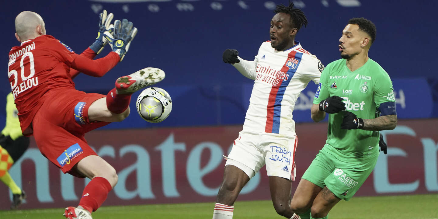 Ligue 1 : Lyon remporte difficilement le derby et prolonge la chute de Saint-Etienne