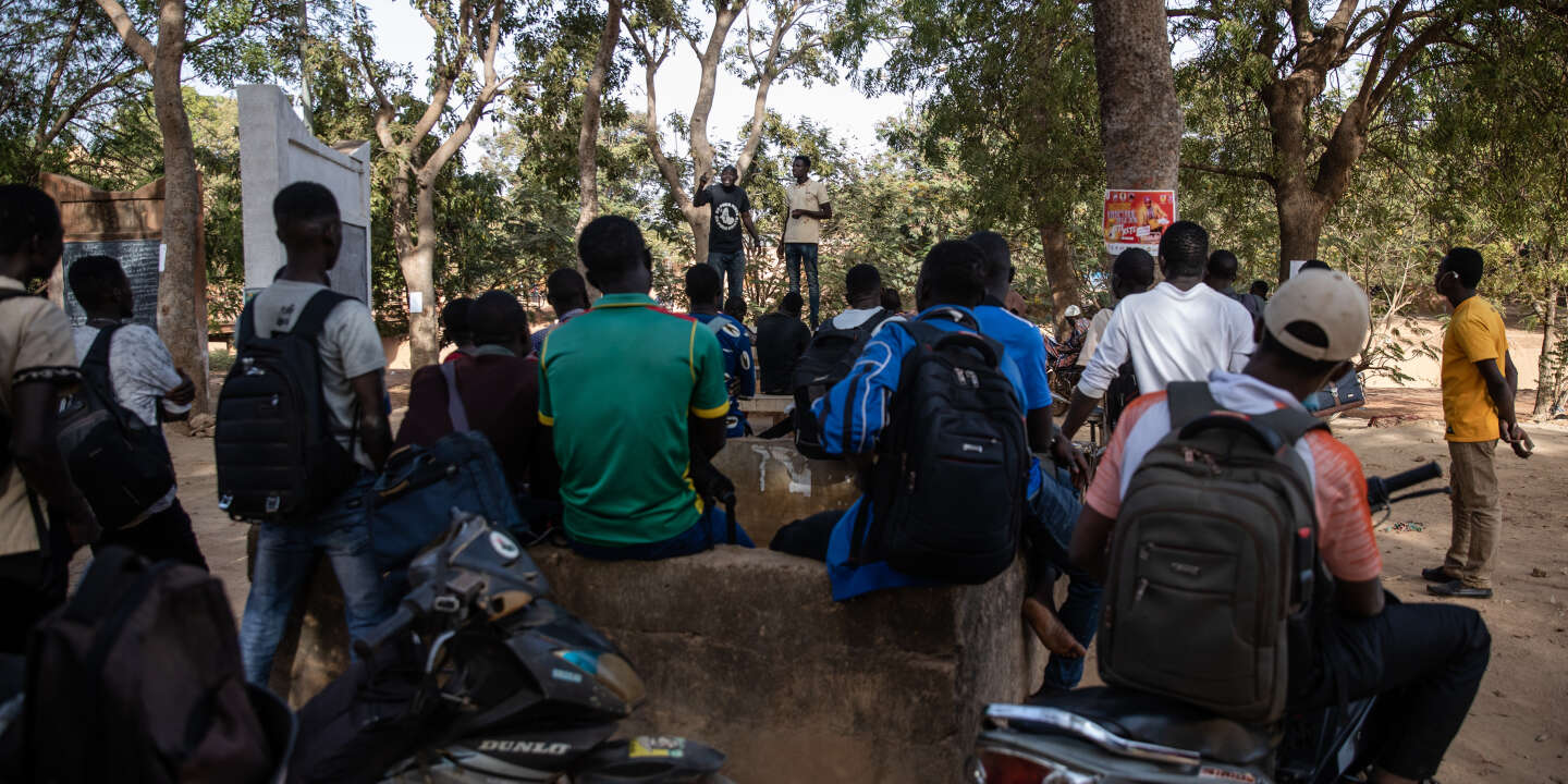 In Burkina Faso setzen die von den politischen Eliten „verratenen“ Studenten ihre Hoffnungen auf die Junta