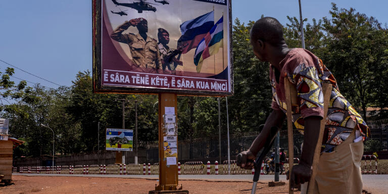 A billboard celebrates the collaboration between the Russian military and the Central African military, in Bangui, Central African Republic, April 28, 2019. Hoping to wrest control over the diamond trade and piece the country back together, the government has turned to a new partner -- Russia -- in what some lawmakers fear is a dangerous bargain that trades one threat for another. (Ashley Gilbertson/The New York Times) *** Local Caption *** AFRICA BLACK MARKET BLOOD DIAMONDS CENTRAL AFRICAN REPUBLIC CONFLICT DIAMONDS ELECTION FEDERATION GEMS GOVERNMENT JEWELS MERCHANT MINER MINES POLITICAL POLITICS REBELLION RUSSIA TRADE VIOLENCE