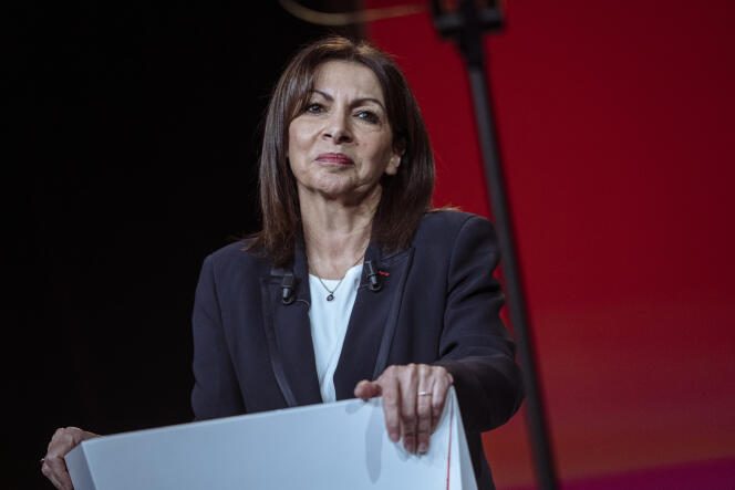 Anne Hidalgo, candidate for Le Parti socialiste (PS) left-wing party in the 2022 French presidential election, at a rally in Aubervilliers on January 22, 2022.