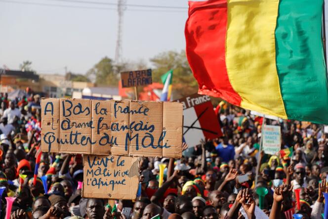 Mali: à Bamako, le drapeau français est de sortie 